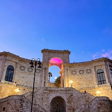 Sunny House, Piazza Repubblica *