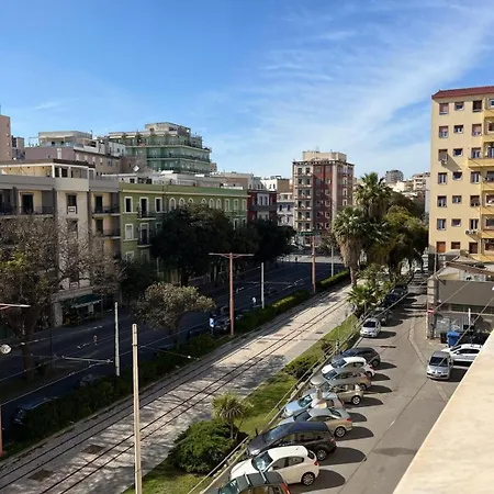 Sunny House, Piazza Repubblica * Cagliari