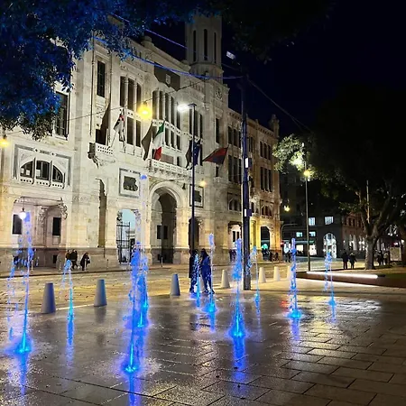 Sunny House, Piazza Repubblica